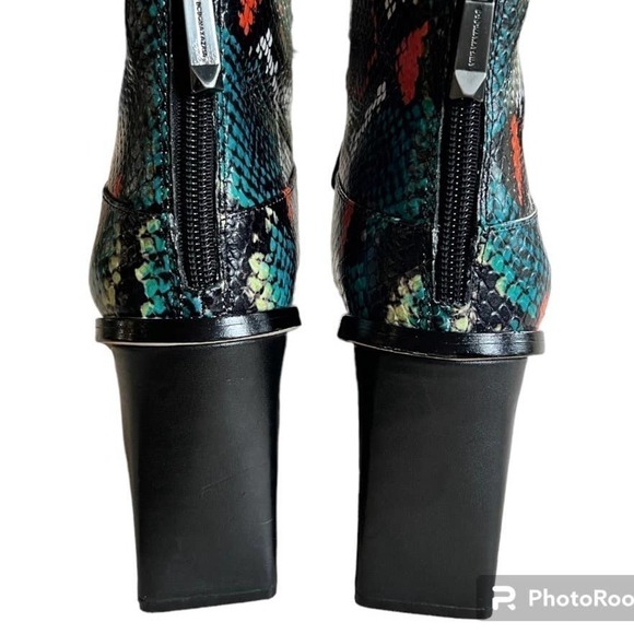 BCBGMAXAZRIA Lace-up Front Peep Toe Block Heeled Boots Size 8.5 Mob Wife - Picture 3 of 5